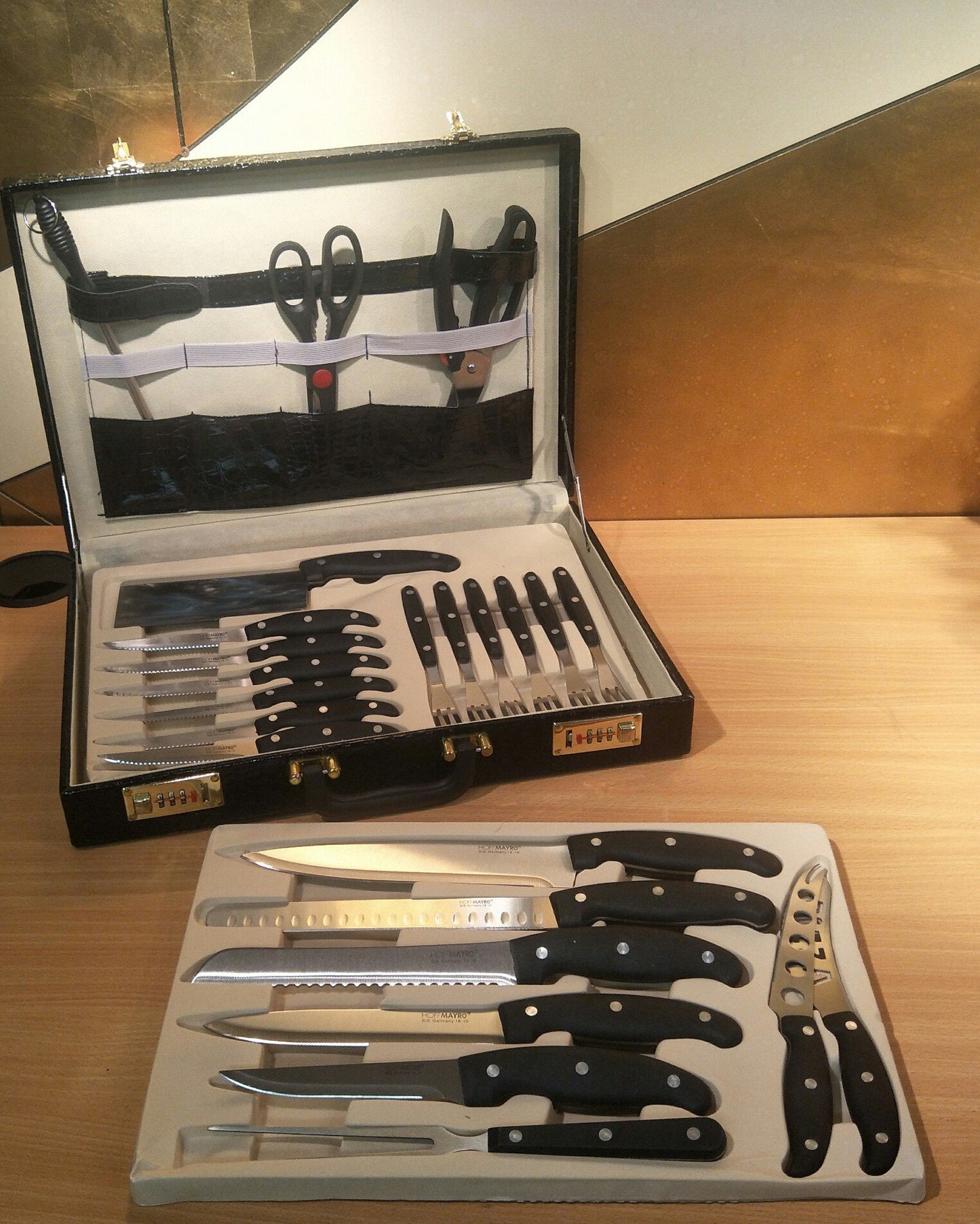 25pc Cutlery and  Chef Knife set